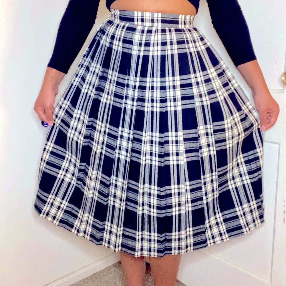 Black&White Pleated Skirt